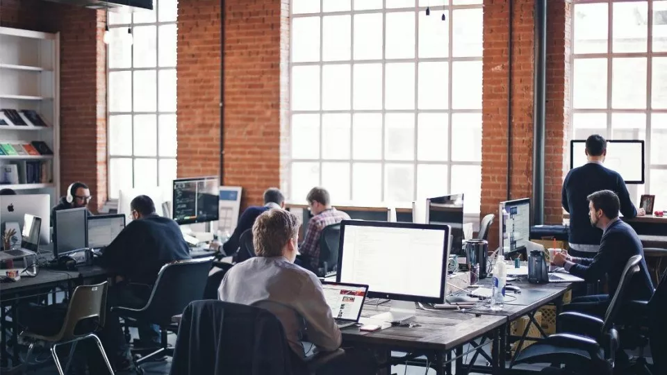 Как выбрать веб-студию в Ельне по кейсам